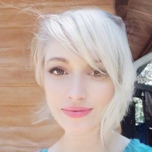 Meet your Posher, Posh